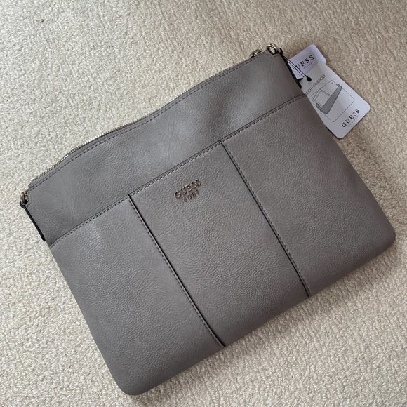 GUESS Purse with Adjustable Strap - Picture 7 of 9